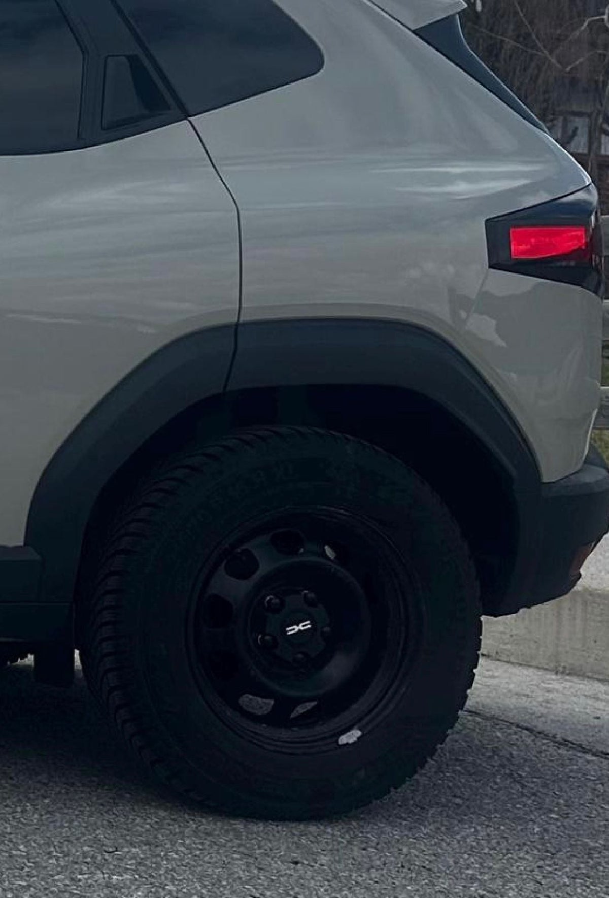 Capace jante R16 Dacia Duster - Auto - 3D Accesorii auto printate 3D