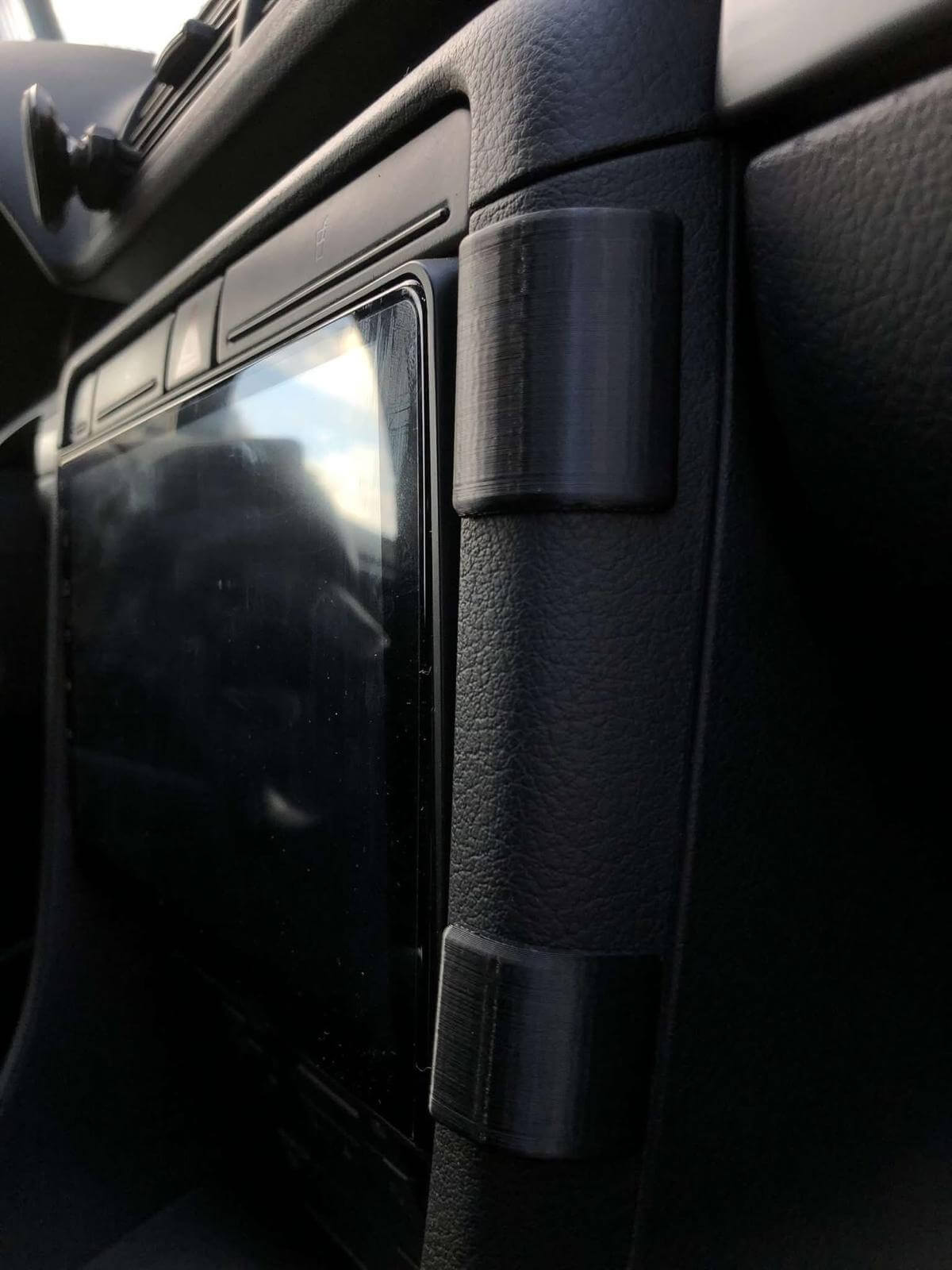 Capace pentru găurile suportului de telefon Audi A4 B6 & B7 - Auto - 3D