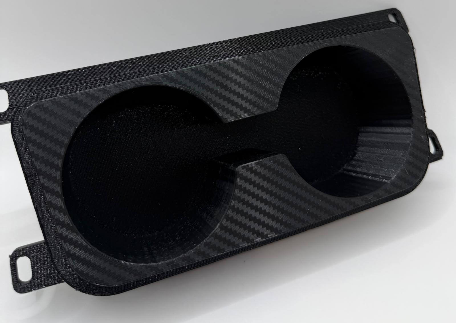 Suport Pahare BMW E90/E91/E92/E93 – Montaj în Locul Scrumierei, Negru Texturat sau Efect Carbon, Cu/Sau Fără Gaura Brichetă - Auto - 3D