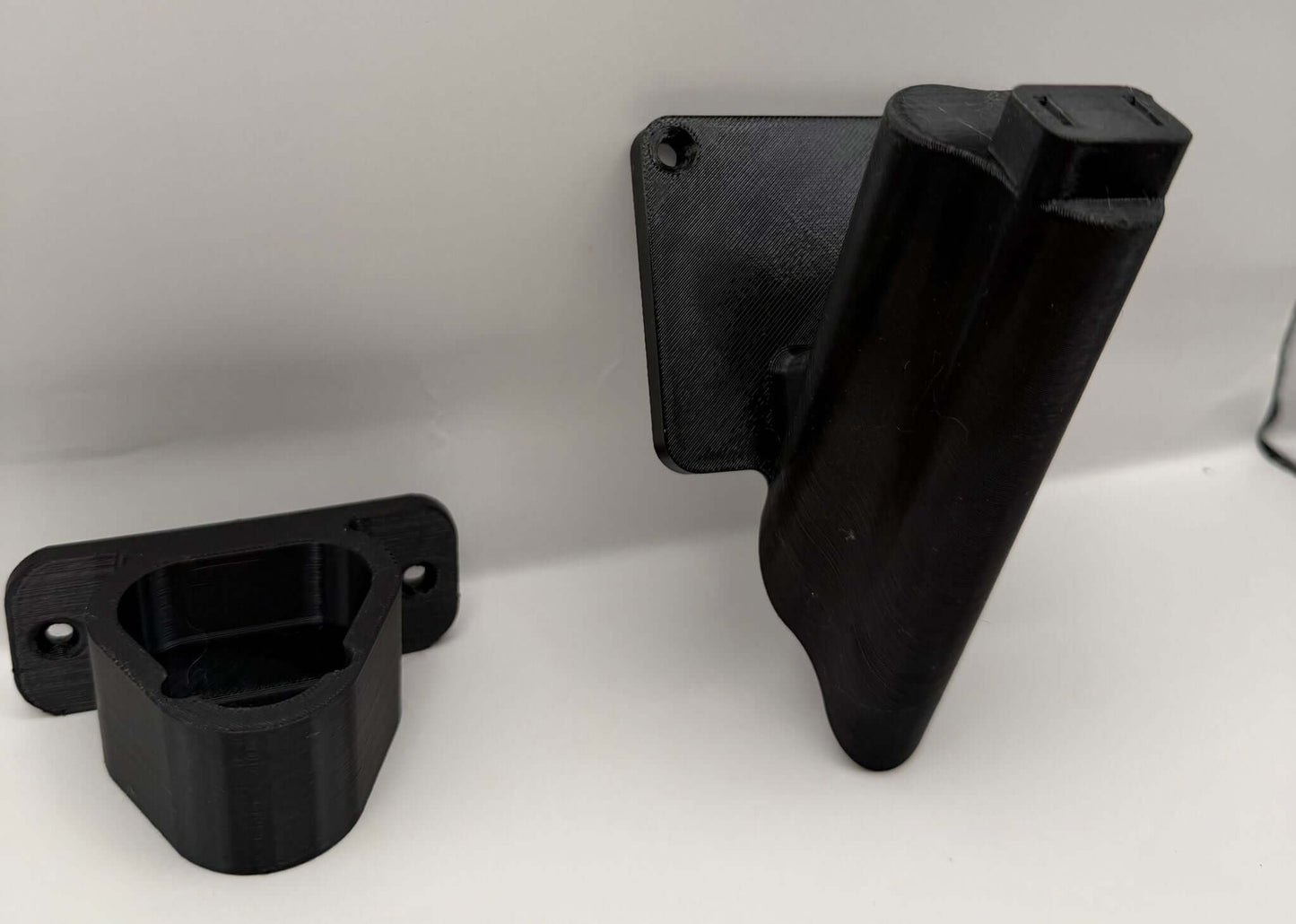 Suport perete pentru scule și baterii Milwaukee M18 & M12 – Organizare profesională - Auto - 3D